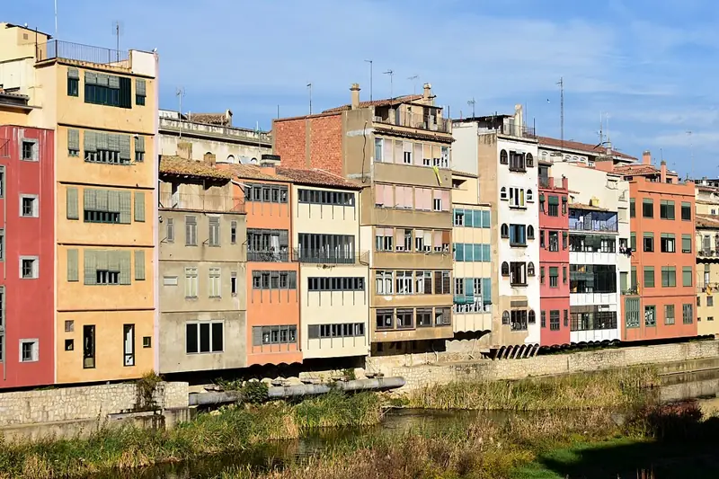 Casas del Onyar