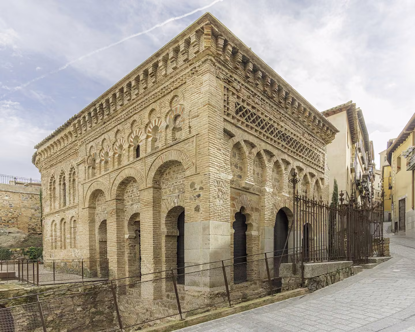 Cristo de la Luz Mosque