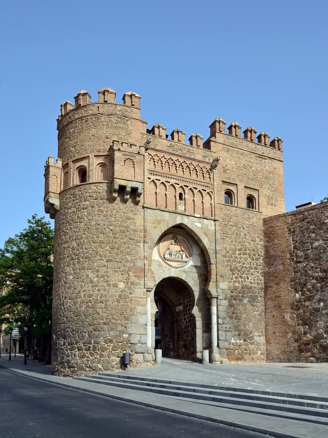 Sol Gate