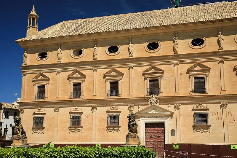 Palais Vázquez de Molina · Las Cadenas