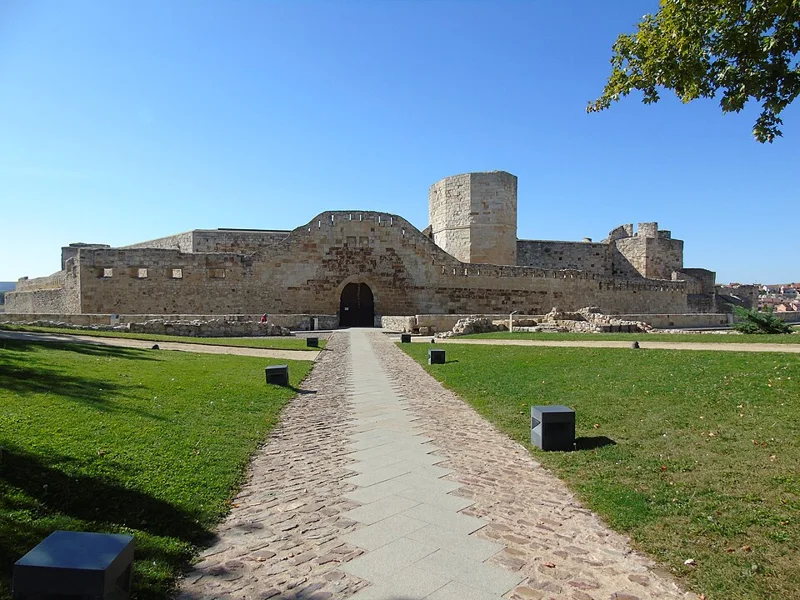 Castillo y jardines